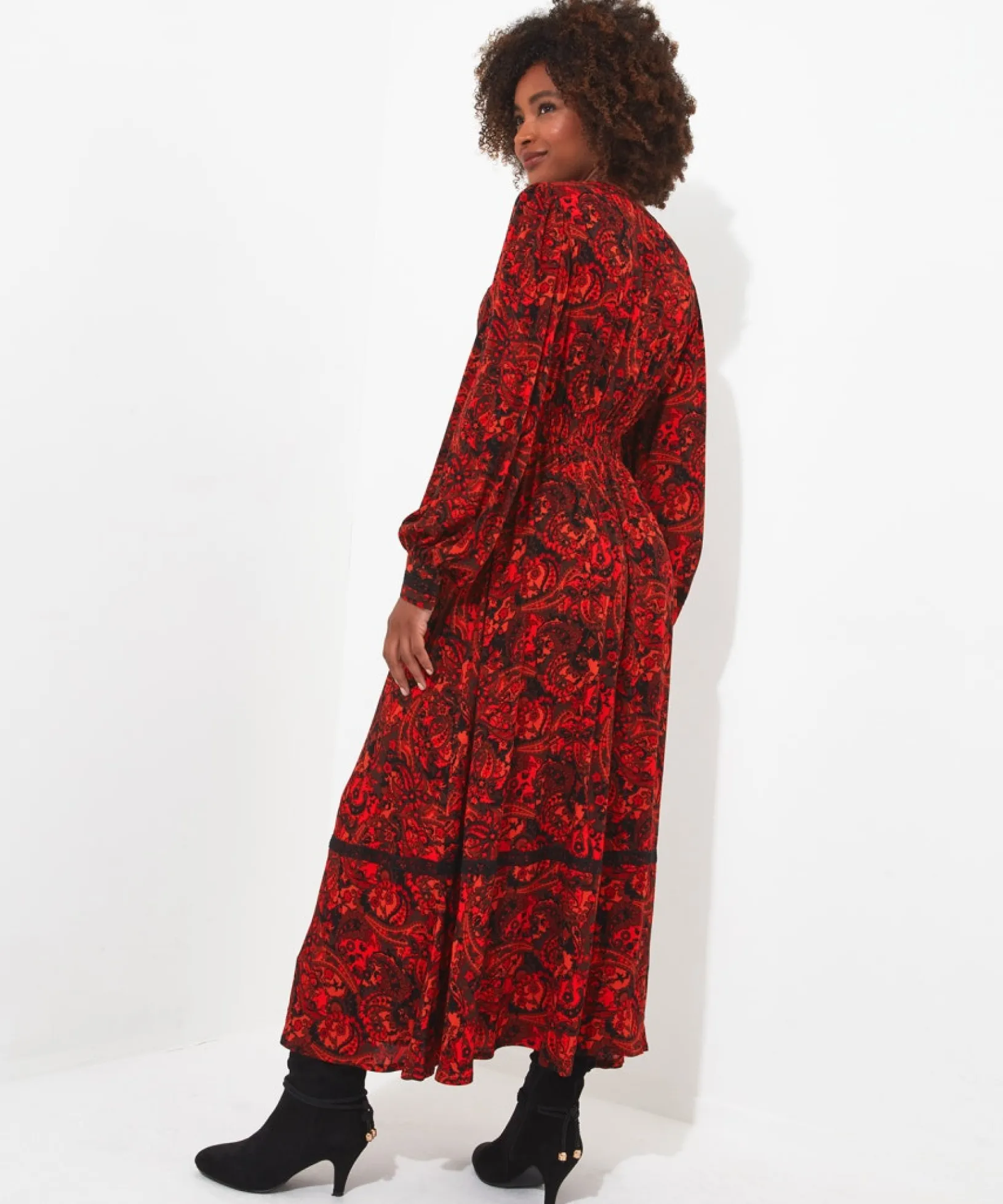 autumn_vibes_paisley_dres_5.webp Shop Women's Collection | Maxi Dresses | Boho Dresses | Dresses | Sale Dresses | Top Picks | Top Picks | Top Picks | Women's | Women's Joe Browns Autumn Vibes Paisley Dress Multi