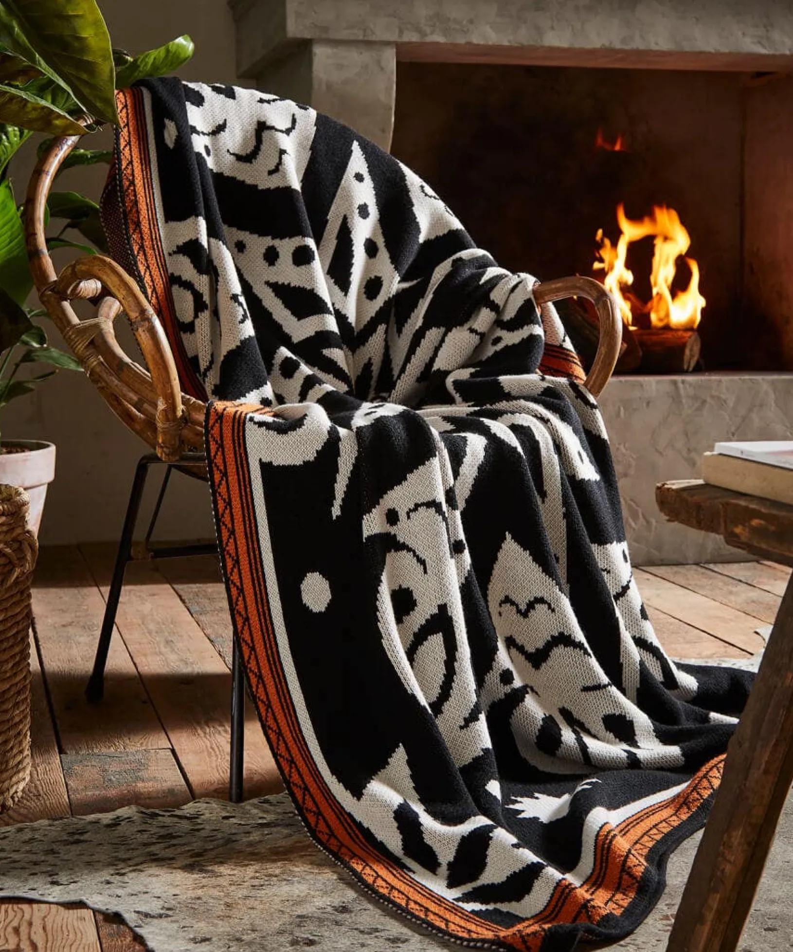 beautifully_geo_reversibl_2.webp Living Room | Bedroom | Endless Sunsets | Floral Décor | Nature Décor | Cushions & Throws | Gifts | Home | Home | Home | Home | Home | Home | Women's Joe Browns Beautifully Geo Reversible Knitted Throw Mono