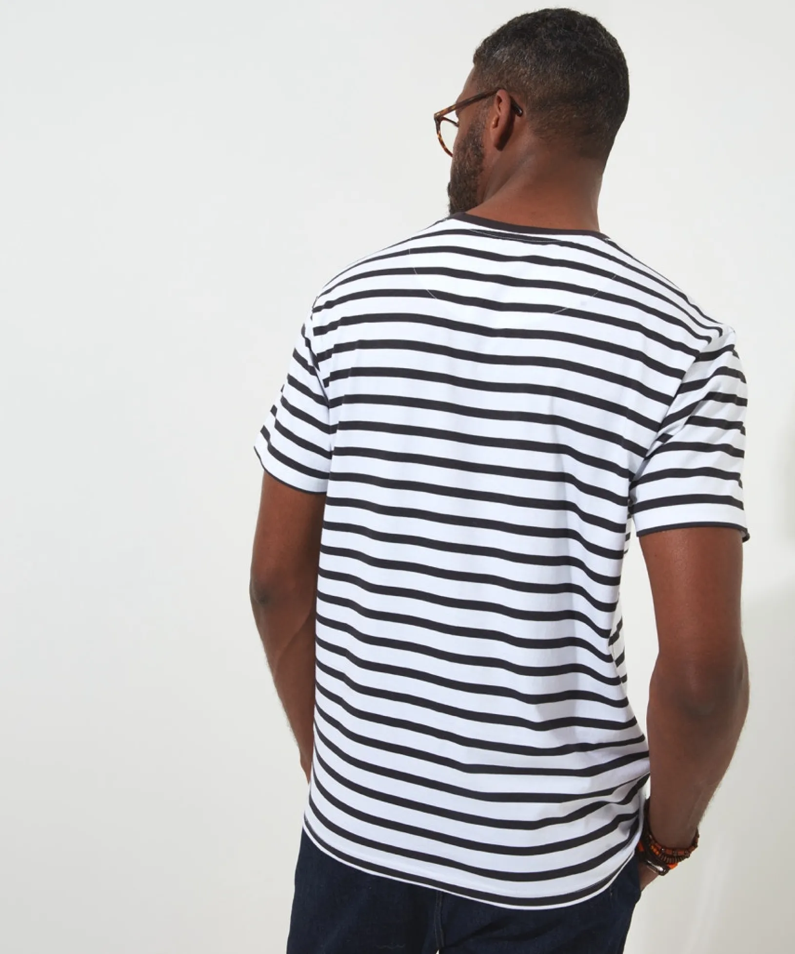 beyond_basic_stripe_tee_5.webp Shop Men's Collection | Plain Tops & T-Shirts | Layering Essentials | Tops & T-Shirts | Top Picks | Top Picks | Men,s | Men,s Joe Browns Beyond Basic Stripe Tee White/Charcoal