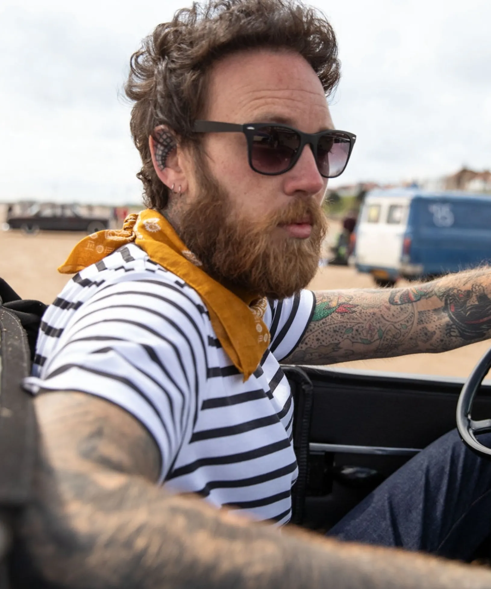 beyond_basic_stripe_tee_6.webp Shop Men's Collection | Plain Tops & T-Shirts | Layering Essentials | Tops & T-Shirts | Top Picks | Top Picks | Men,s | Men,s Joe Browns Beyond Basic Stripe Tee White/Charcoal