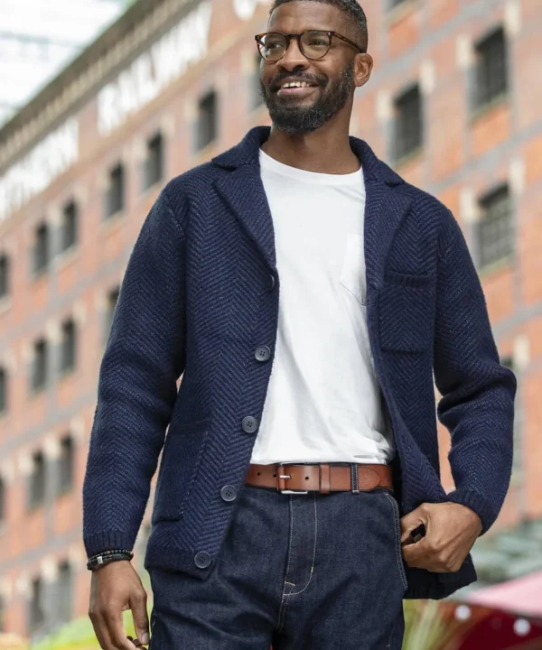 Shop Men's Collection | Knitwear & Jumpers | Top Picks | Men,s Joe Browns Cut Above Cardigan Navy