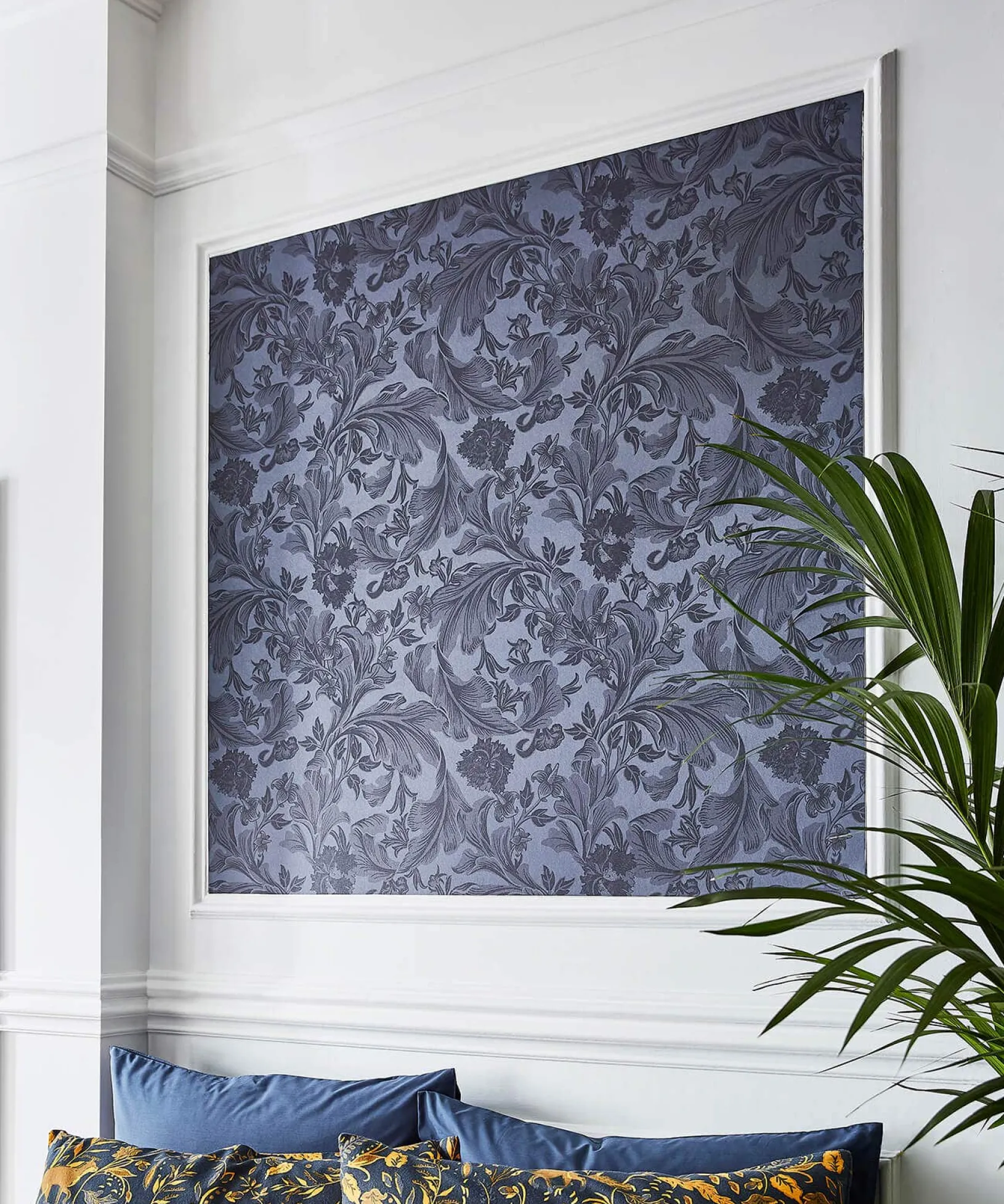 daring_damask_wallpaper_1.webp Floral Décor | Home Joe Browns Daring Damask Wallpaper Navy / Gold / Red