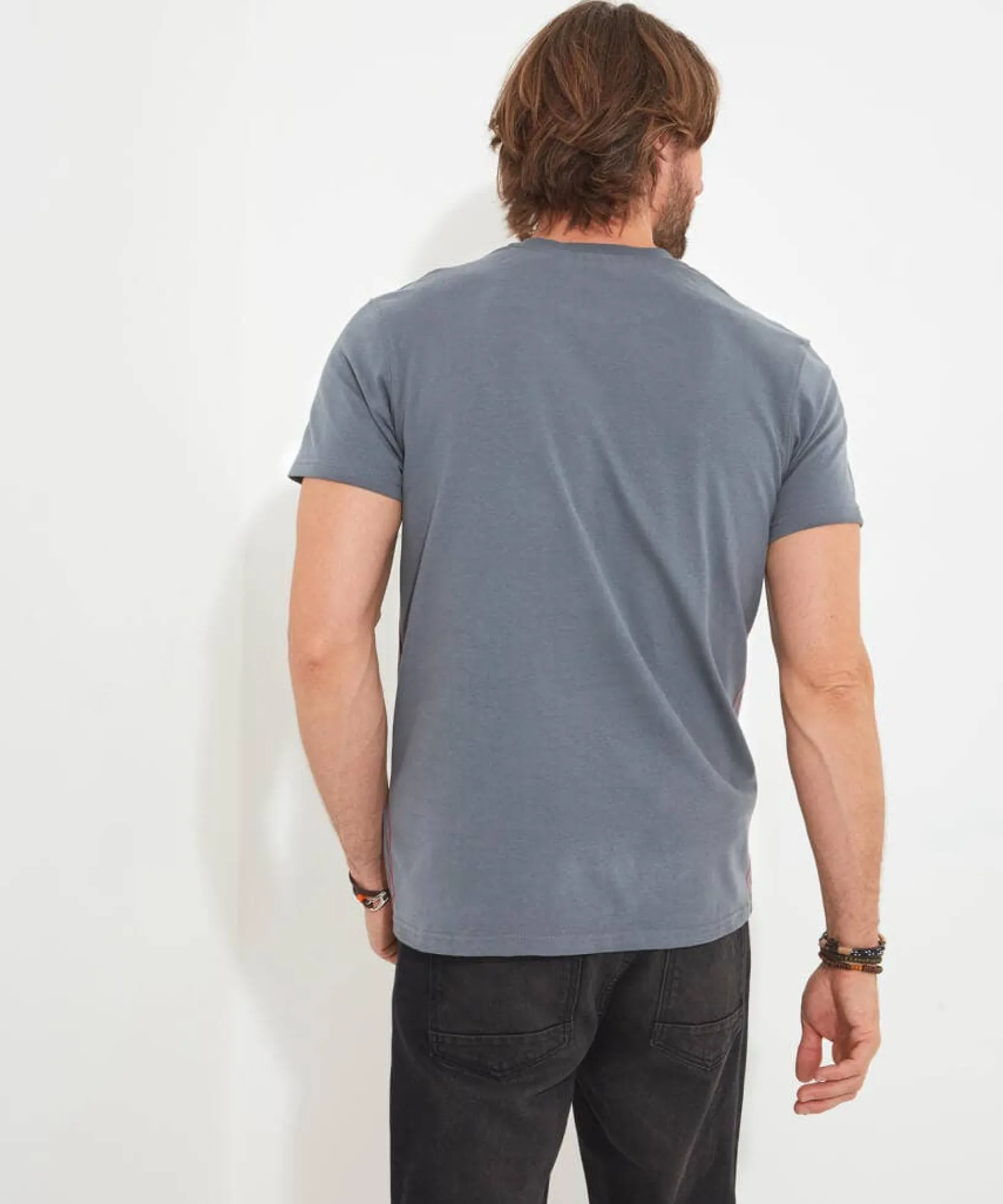 deliver_the_tunes_tee_4.webp Shop Men's Collection | Graphic T-Shirts | Gifts | Tops & T-Shirts | Half Price Christmas Styles | Sale Tops & T-Shirts | Top Picks | Top Picks | Men,s | Men,s | Men,s | Men,s Joe Browns Deliver The Tunes Tee Grey