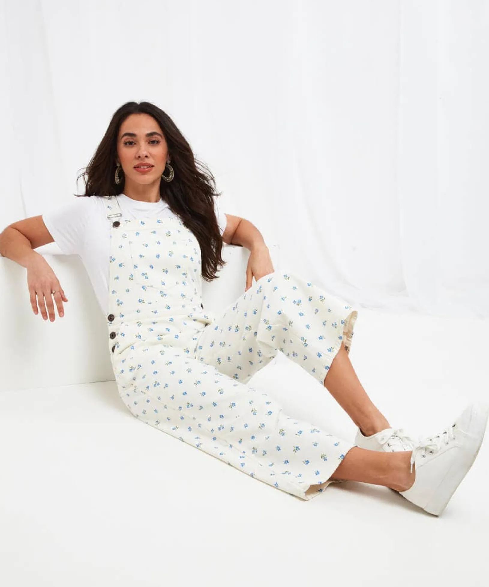 ditsy_daydream_dungarees_2.webp Sale Jumpsuits | Sale Jeans & Trousers | Women's | Women's Joe Browns Ditsy Daydream Dungarees Multi