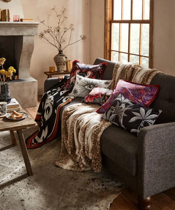 Living Room | Bedroom | Endless Sunsets | Floral Décor | Nature Décor | Cushions & Throws | Home | Home | Home | Home | Home | Home Joe Browns Endless Sunsets Reversible Cushion Black
