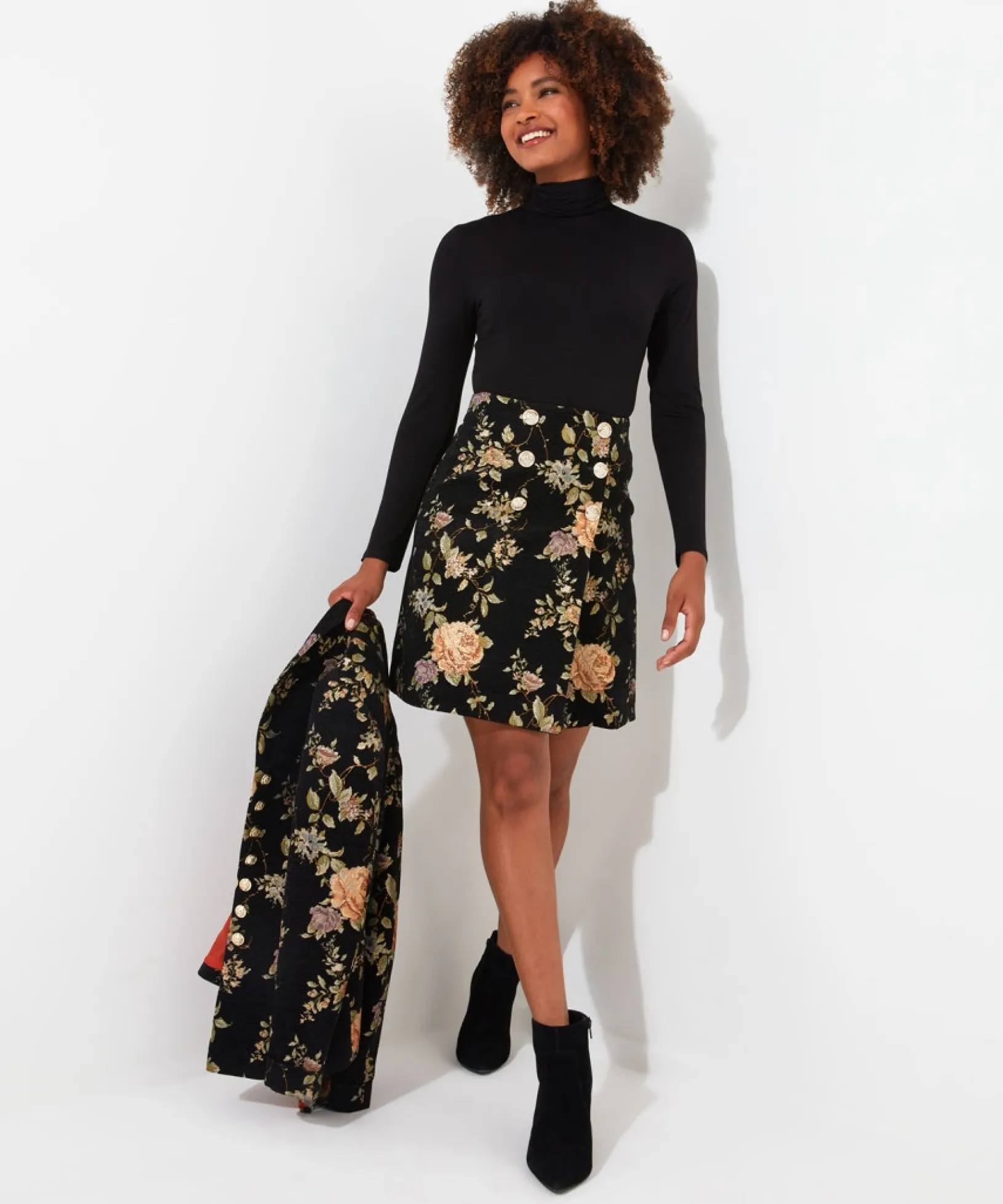 fabulous_floral_skirt_3.webp Skirts | Sale Skirts | Women's | Women's Joe Browns Fabulous Floral Skirt Black