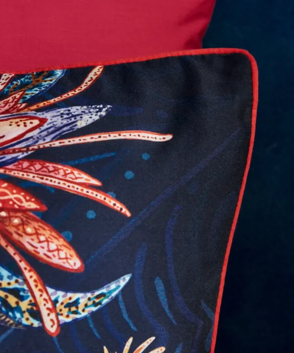 Bedroom | Endless Sunsets | Floral Décor | Nature Décor | Bedding | Home | Home | Home | Home | Home Joe Browns Flamboyant Florals Reversible Bed Set Navy