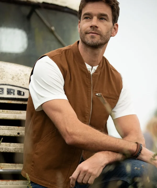 Shop Men's Collection | Coats & Jackets | Sale Coats & Jacket | Top Picks | Men,s | Men,s Joe Browns Goes With Everything Gilet Tan
