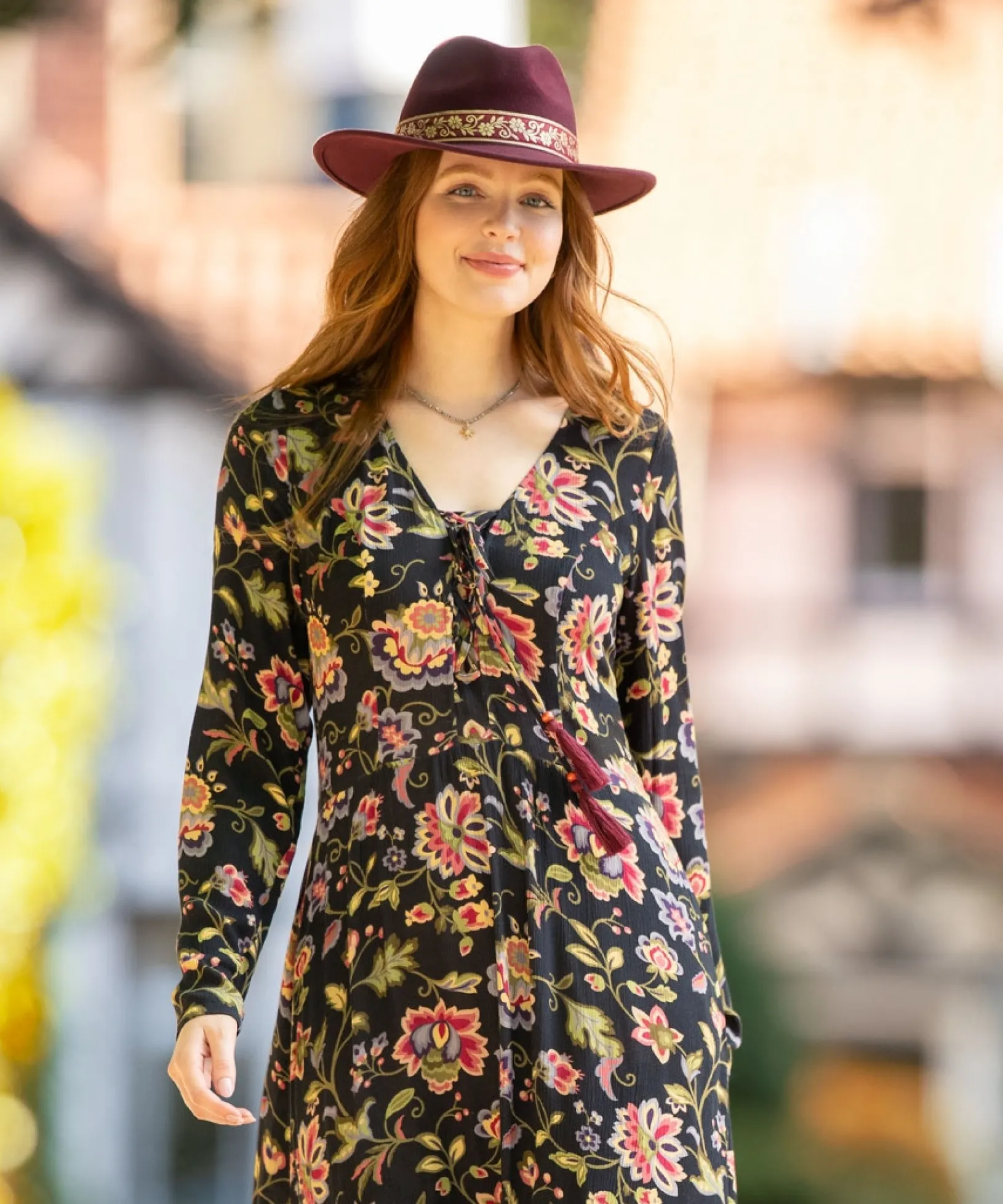 keep_it_sleek_wool_fedora_5.webp Accessories & Jewellery | Women's Joe Browns Keep It Sleek Wool Fedora Burgundy