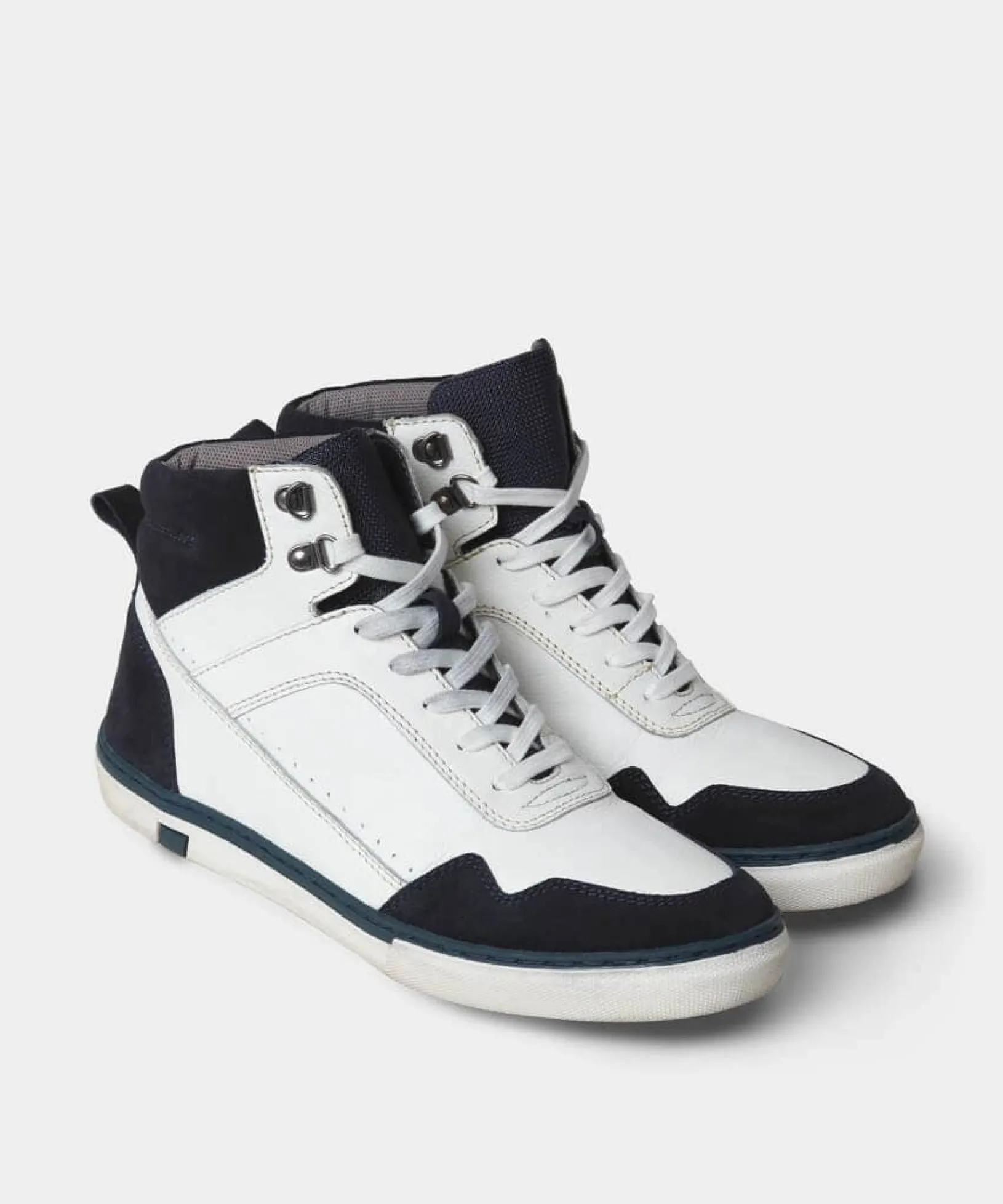 lyrics_leather_high_top_b_2.webp Trainers & Pumps | Boots | Boots & Shoes | Top Picks | Top Picks | Men,s Joe Browns Lyrics Leather High Top Boots White