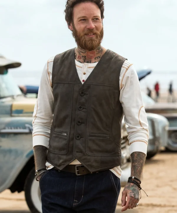 Shop Men's Collection | Leather Jackets | Top Picks | Men，s Joe Browns No Limits Leather Waistcoat Brown