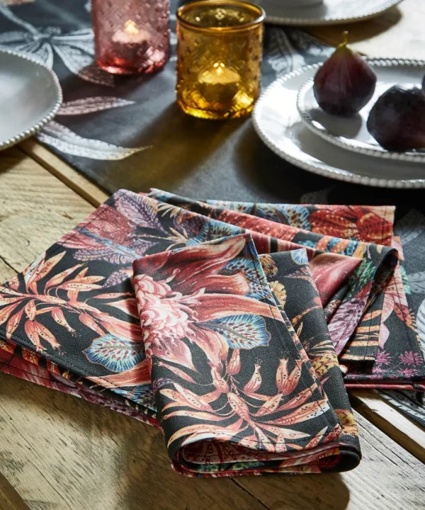 Endless Sunsets | Floral Décor | Nature Décor | Kitchen | Home | Home | Home | Home Joe Browns Pack Of 4 Fantastically Floral Cotton Napkins Black