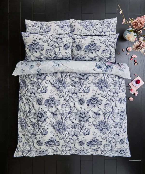 Bedroom | Nouveau Reflections | Floral Décor | Nature Décor | Animal Décor | Bedding | Home | Home | Home | Home | Home | Home Joe Browns Poised Peacocks Reversible Bed Set Blue