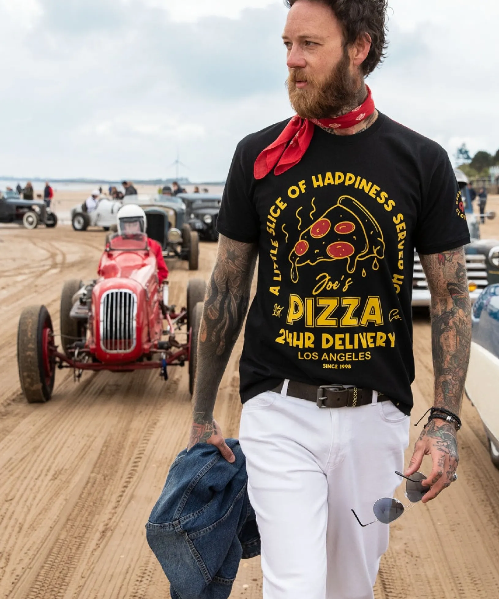 slice_of_happiness_tee_2.webp Shop Men's Collection | Graphic T-Shirts | Tops & T-Shirts | Sale Tops & T-Shirts | Top Picks | Top Picks | Men,s | Men,s Joe Browns Slice Of Happiness Tee Black