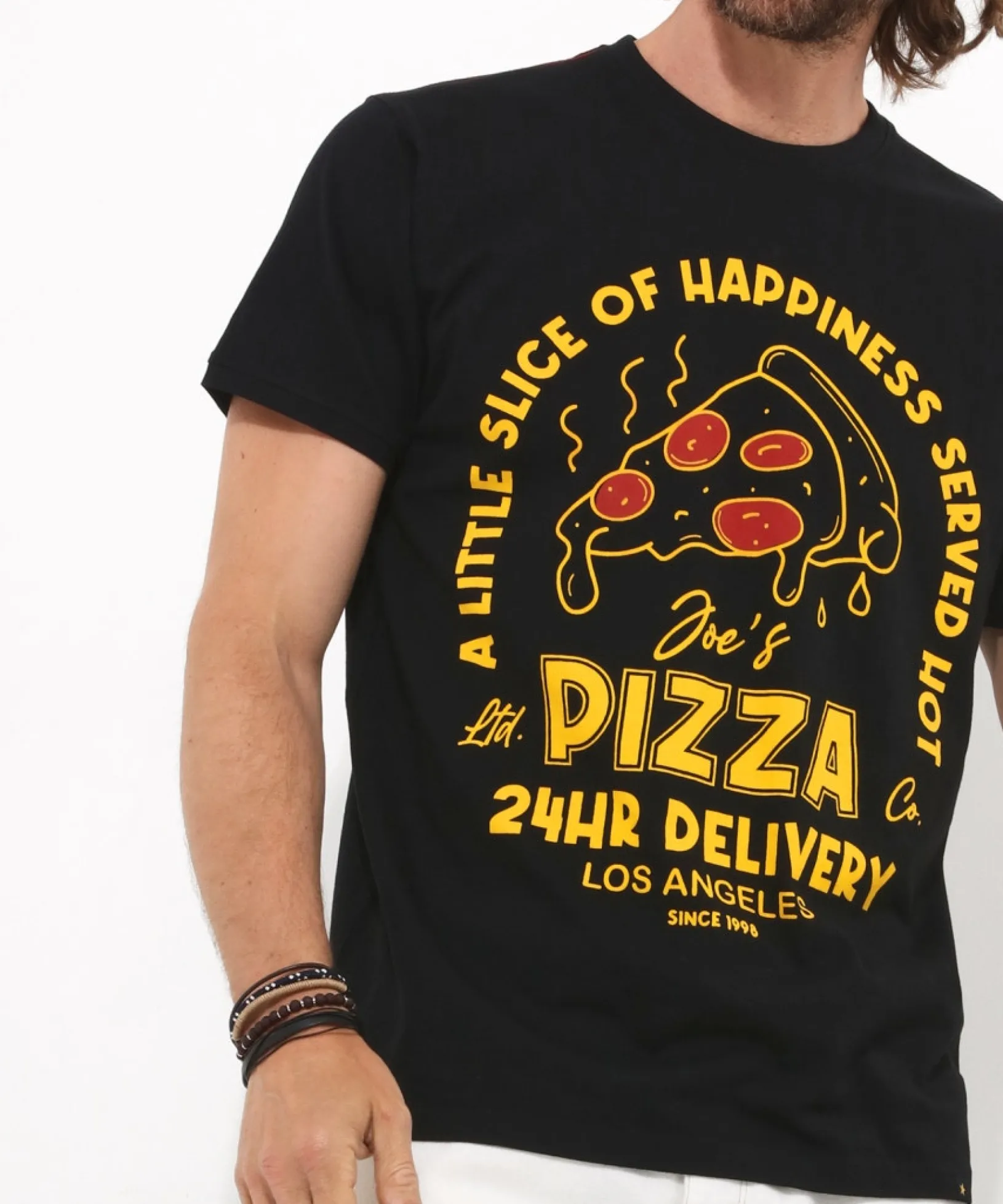 slice_of_happiness_tee_5.webp Shop Men's Collection | Graphic T-Shirts | Tops & T-Shirts | Sale Tops & T-Shirts | Top Picks | Top Picks | Men,s | Men,s Joe Browns Slice Of Happiness Tee Black
