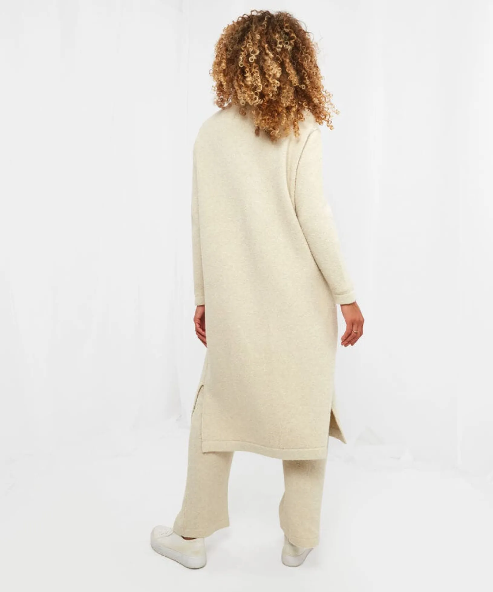 sloe_joes_longline_cardig_4-1.webp Pyjamas & Loungewear | Cardigans & Coatigans | Sale Pyjamas & Loungewear | Sale Tops, Tunics & Blouses | Women's | Top Picks | Women's | Women's Joe Browns Sloe Joes Longline Cardigan Antique White