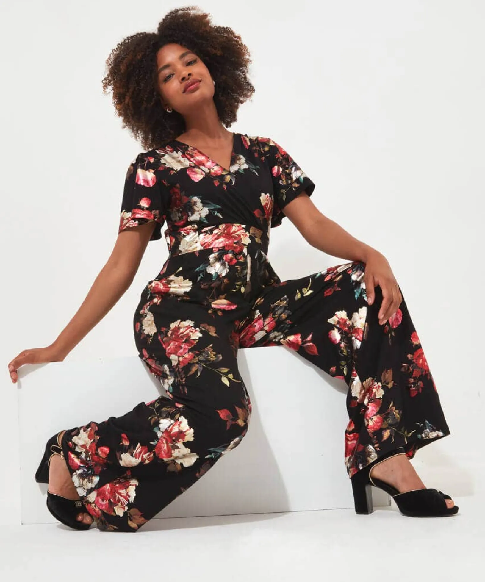 veleta_velour_jumpsuit_3.webp Shop Women's Collection | Jumpsuits | Jeans & Trousers | Sale Jumpsuits | Sale Jeans & Trousers | Top Picks | Women's | Women's | Women's | Women's Joe Browns Veleta Velour Jumpsuit Black